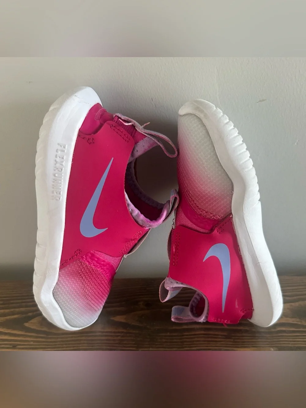 Nike Flex Runner Fireberry Slip On Shoes T4665-606 Girls Size 9C